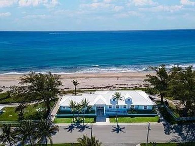 201 Mallard Drive, Boynton Beach, FL 33435