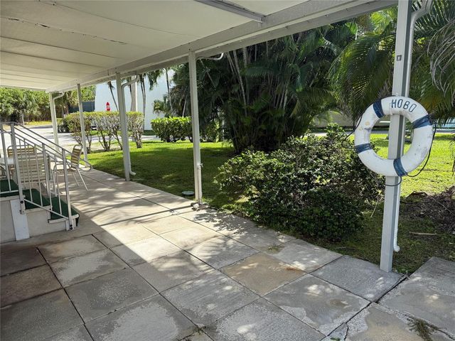 201 Mallard Drive, Boynton Beach, FL 33435
