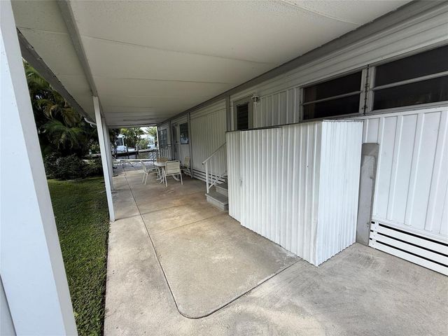 201 Mallard Drive, Boynton Beach, FL 33435
