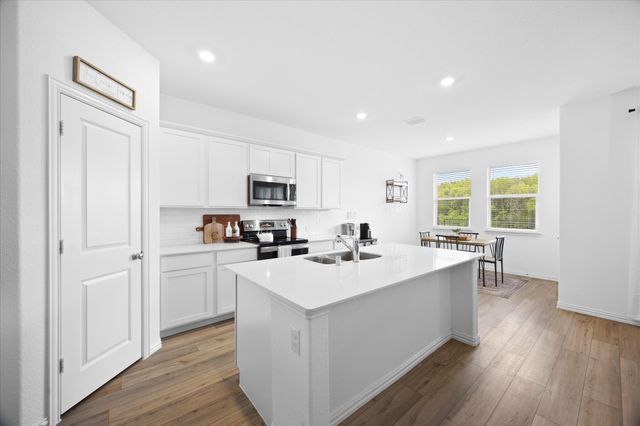 451 Walpole Court, Fate, TX 75189