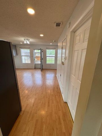 616 E 17th Street, San Angelo, TX 76903