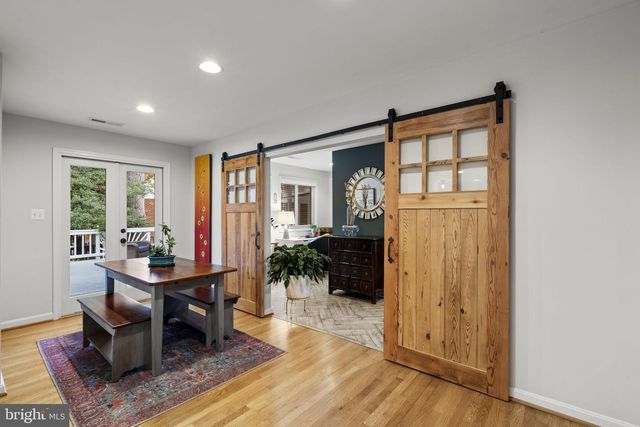 8600 VICTORIA RD, Springfield, VA 22151