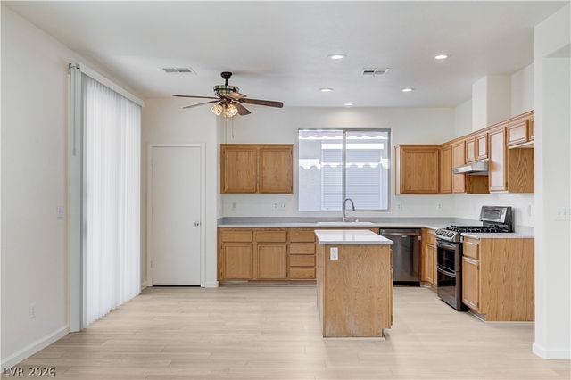9492 Rainfall Avenue, Las Vegas, NV 89147