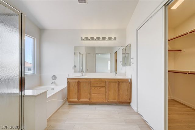 9492 Rainfall Avenue, Las Vegas, NV 89147