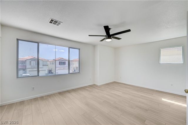 9492 Rainfall Avenue, Las Vegas, NV 89147