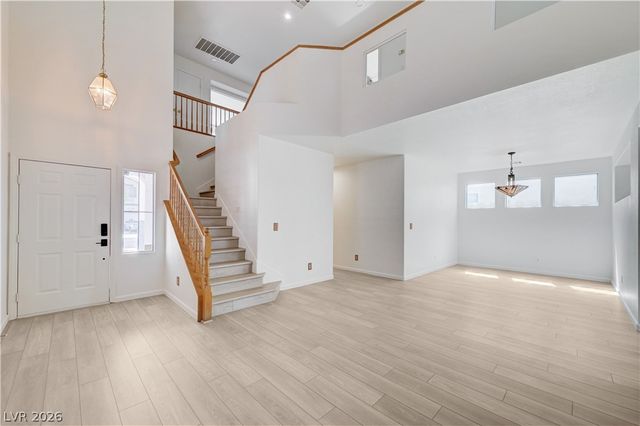 9492 Rainfall Avenue, Las Vegas, NV 89147