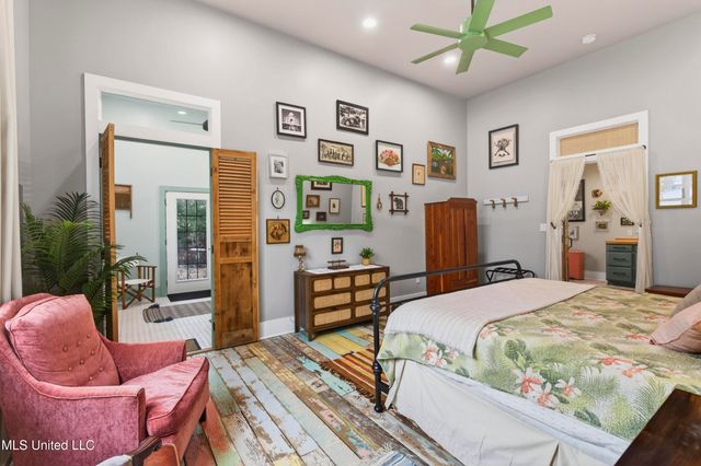 211 Keller Street, Bay Saint Louis, MS 39520