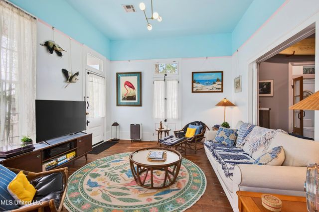 211 Keller Street, Bay Saint Louis, MS 39520