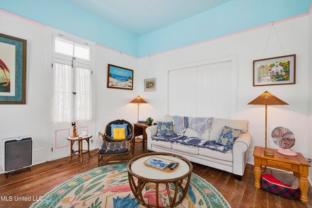 211 Keller Street, Bay Saint Louis, MS 39520