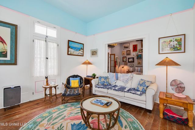 211 Keller Street, Bay Saint Louis, MS 39520