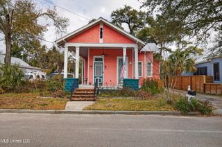 211 Keller Street, Bay Saint Louis, MS 39520