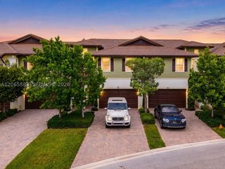 22936 Clear Echo Dr 35, Boca Raton, FL 33433