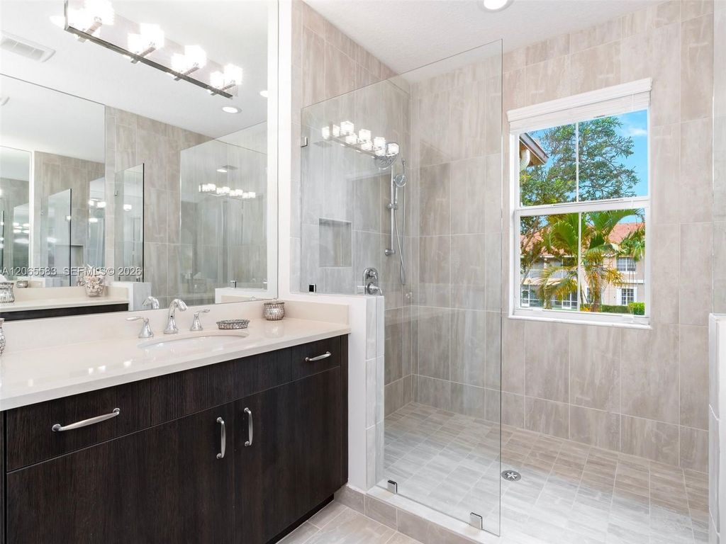 Image 26 of property listing at 22936 Clear Echo Dr 35, Boca Raton, FL 33433