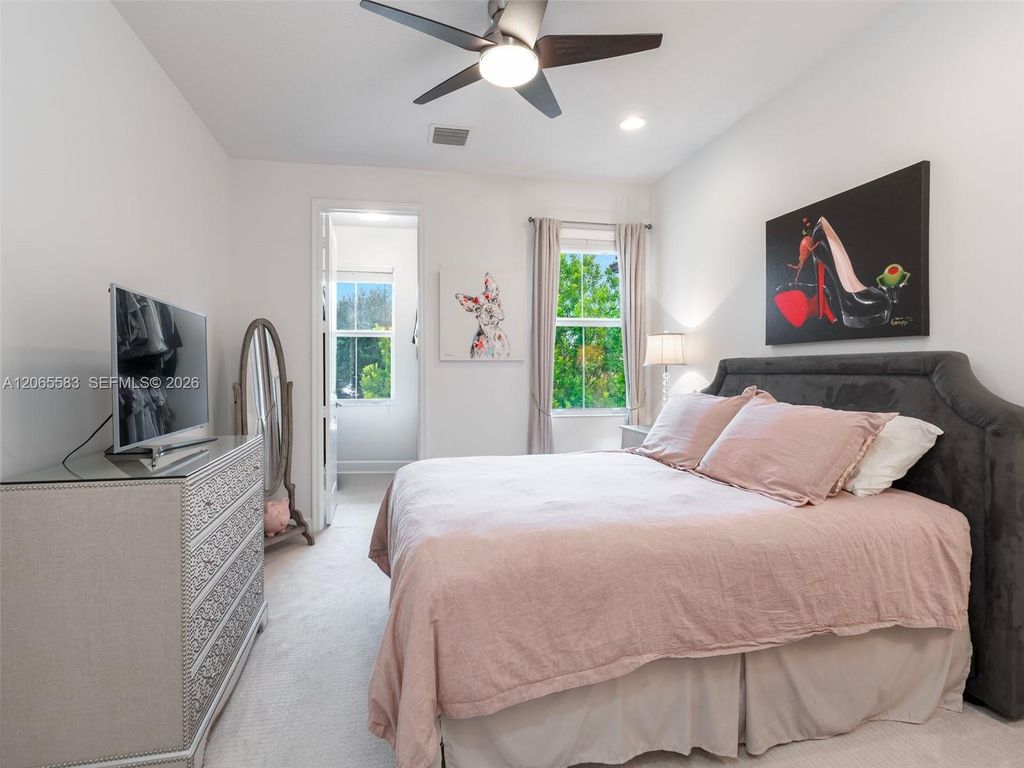 Image 31 of property listing at 22936 Clear Echo Dr 35, Boca Raton, FL 33433