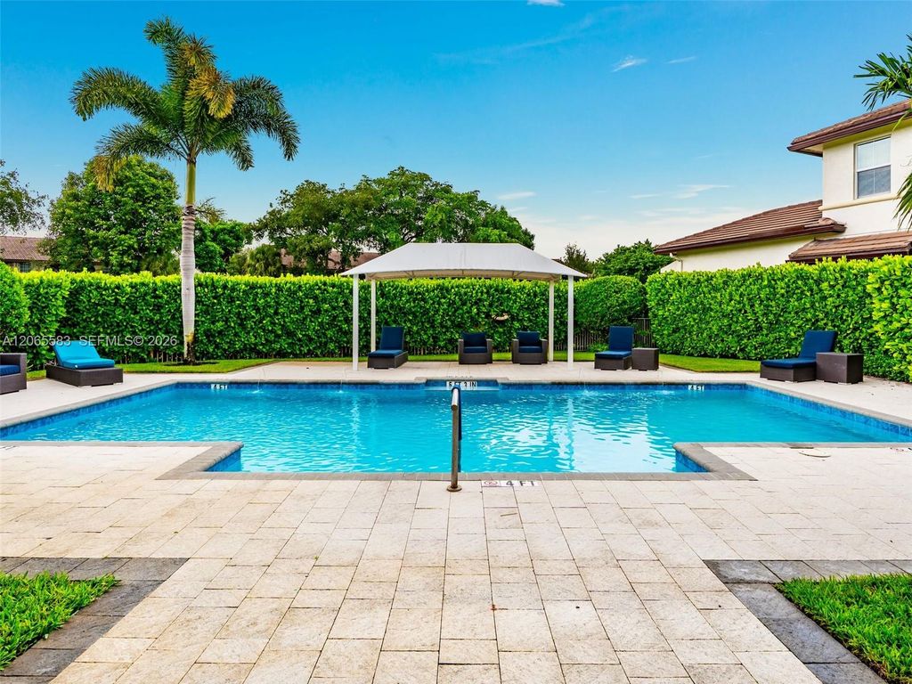 Image 50 of property listing at 22936 Clear Echo Dr 35, Boca Raton, FL 33433