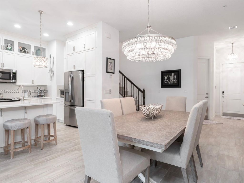 Image 9 of property listing at 22936 Clear Echo Dr 35, Boca Raton, FL 33433