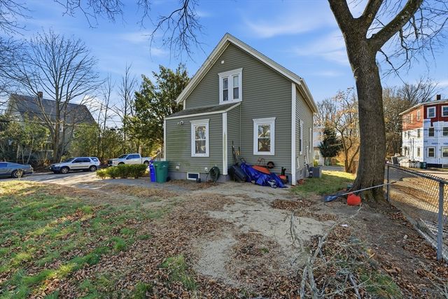 52 Carpenter Street, Attleboro, MA 02703