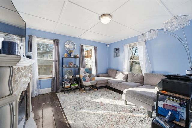 52 Carpenter Street, Attleboro, MA 02703