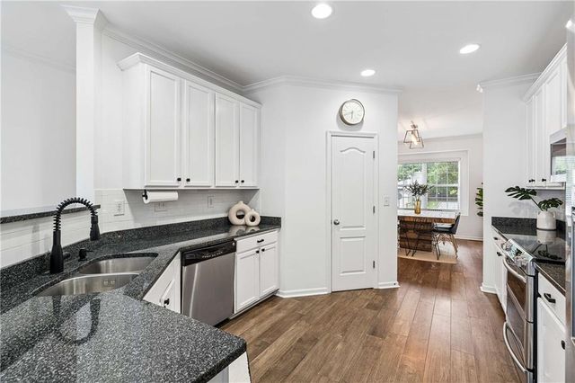 5112 Whiteoak Terrace SE, Smyrna, GA 30080