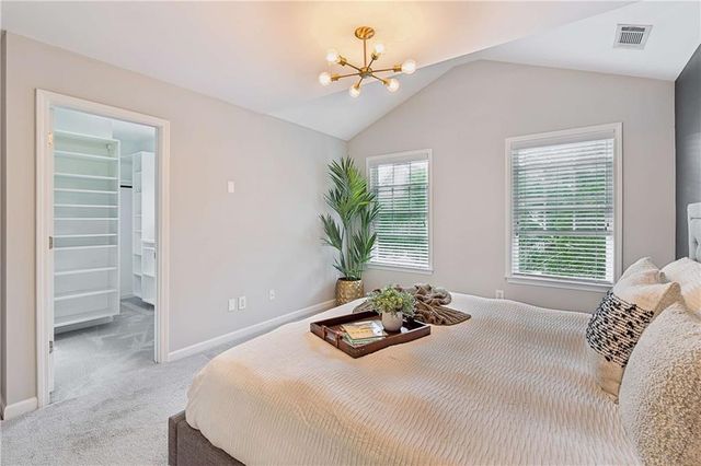 5112 Whiteoak Terrace SE, Smyrna, GA 30080