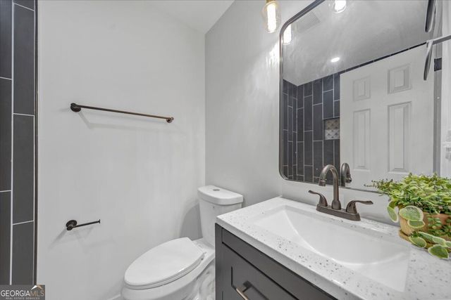 3683 Fairlane Drive NW, Atlanta, GA 30331