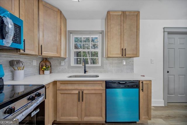 3683 Fairlane Drive NW, Atlanta, GA 30331