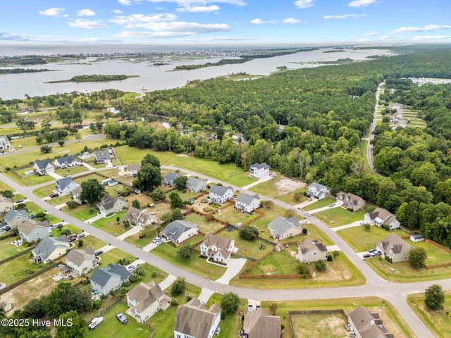 104 Bethea Street, Holly Ridge, NC 28445
