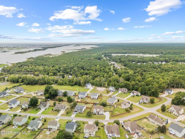 104 Bethea Street, Holly Ridge, NC 28445
