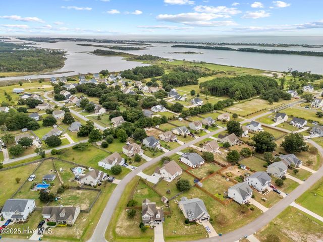 104 Bethea Street, Holly Ridge, NC 28445