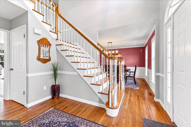 407 VALLEY DR, Lincoln University, PA 19352