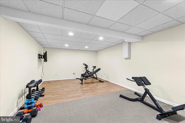 407 VALLEY DR, Lincoln University, PA 19352
