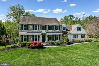 407 VALLEY DR, Lincoln University, PA 19352