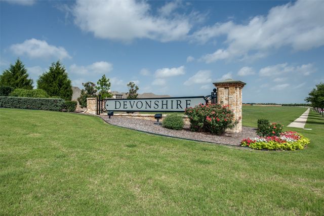 1104 Devonshire Drive N, Forney, TX 75126