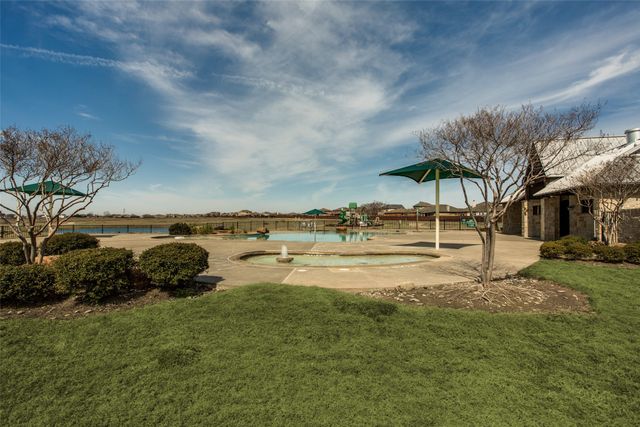 1104 Devonshire Drive N, Forney, TX 75126