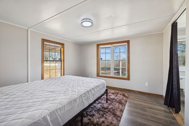 1053 Pack Rd, White Bluff, TN 37187