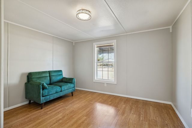 1053 Pack Rd, White Bluff, TN 37187