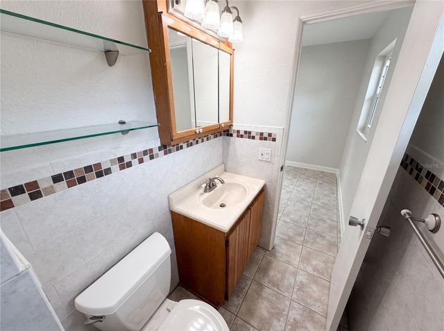 2890 53RD STREET N, St Petersburg, FL 33710