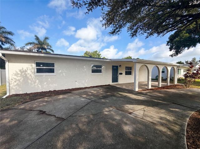 2890 53RD STREET N, St Petersburg, FL 33710