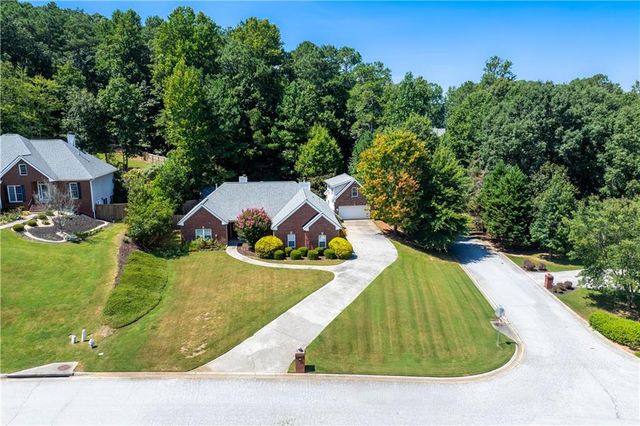 5995 Cedar Lake Trail, Loganville, GA 30052