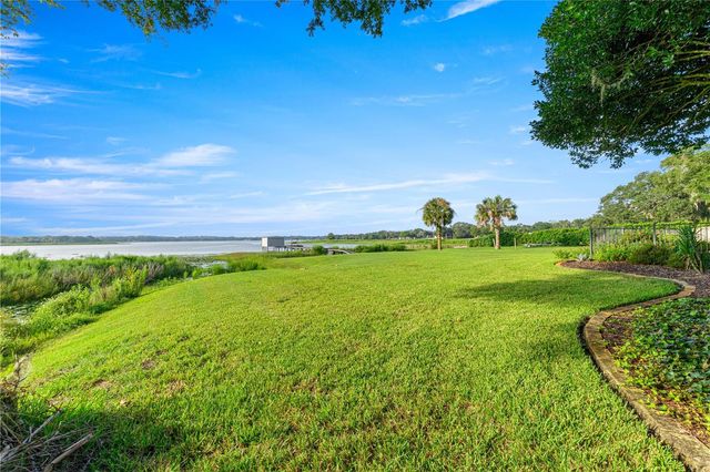 9820 SE 110TH STREET ROAD, Belleview, FL 34420