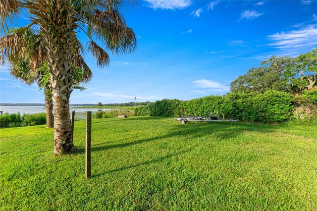 9820 SE 110TH STREET ROAD, Belleview, FL 34420