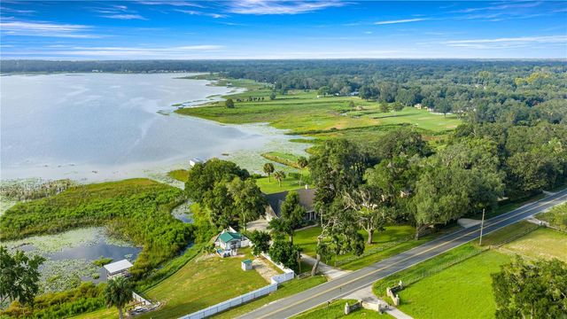 9820 SE 110TH STREET ROAD, Belleview, FL 34420