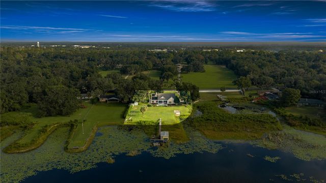 9820 SE 110TH STREET ROAD, Belleview, FL 34420