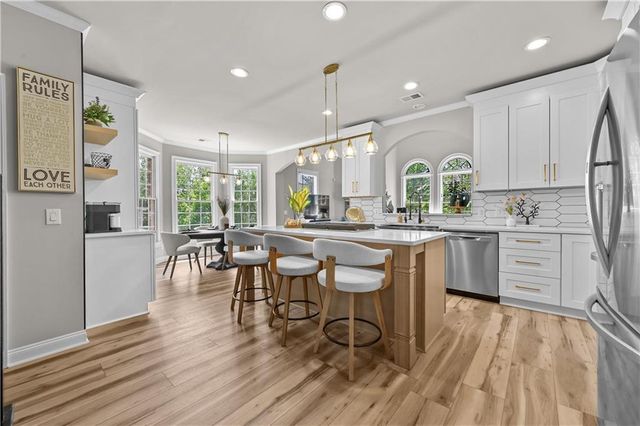 2172 Floral Ridge Drive, Dacula, GA 30019