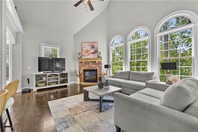 2172 Floral Ridge Drive, Dacula, GA 30019