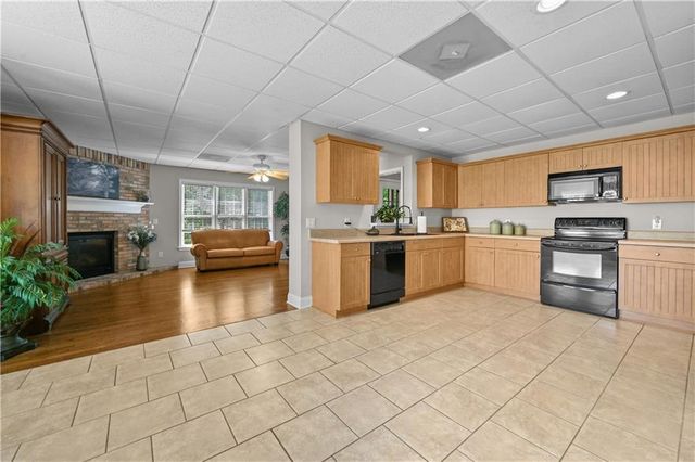 2172 Floral Ridge Drive, Dacula, GA 30019