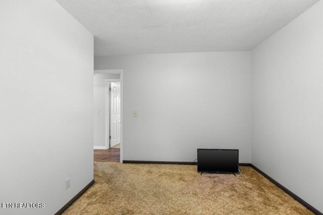 1365 Mine Rd, New Market, TN 37820