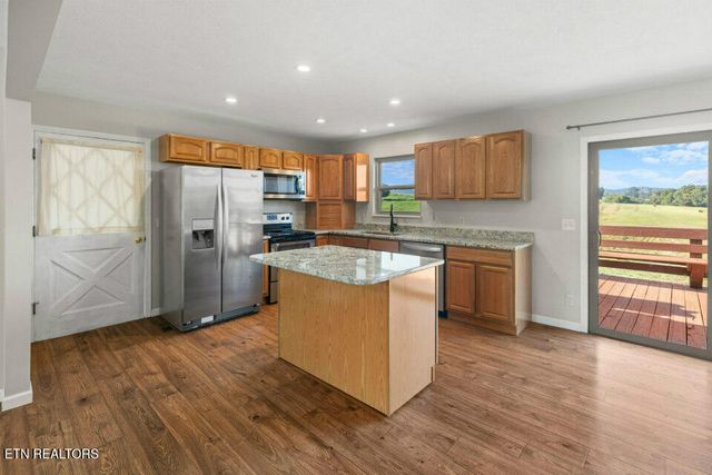 1365 Mine Rd, New Market, TN 37820