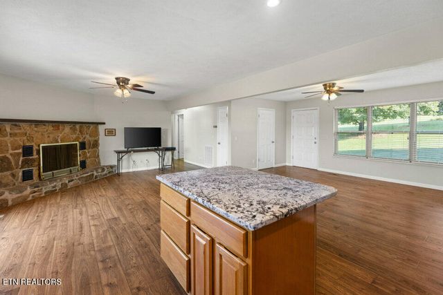 1365 Mine Rd, New Market, TN 37820