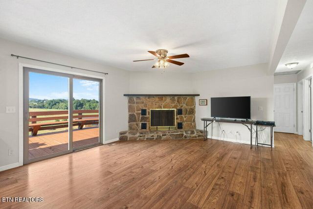 1365 Mine Rd, New Market, TN 37820